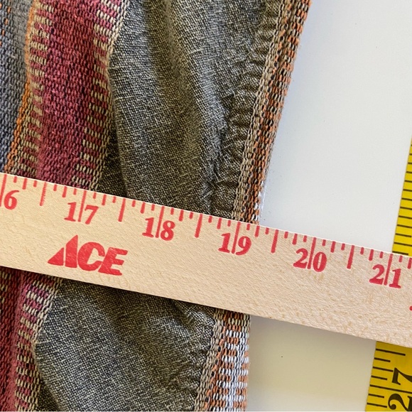 The Territory Ahead 100% cotton large tall long sleeved button down - Picture 4 of 7